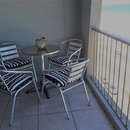 Blouberg Beachfront Apartment ブロウベルフストランド エクステリア 写真