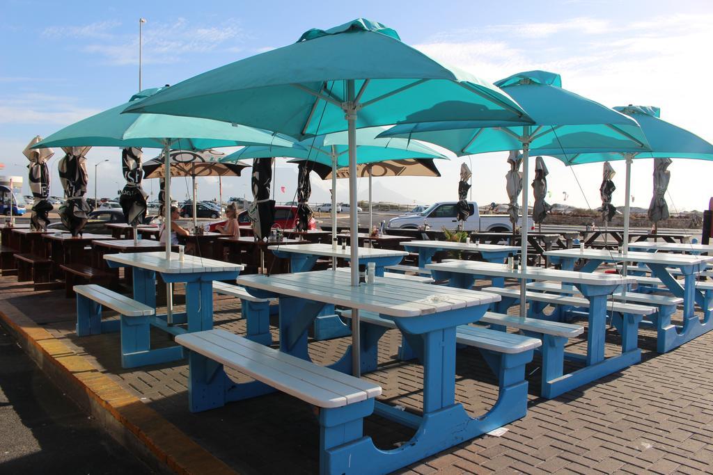 Blouberg Beachfront Apartment ブロウベルフストランド 部屋 写真