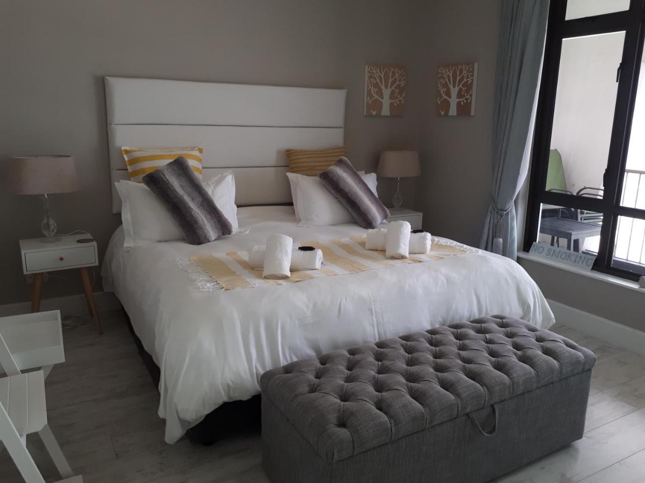 Blouberg Beachfront Apartment ブロウベルフストランド エクステリア 写真